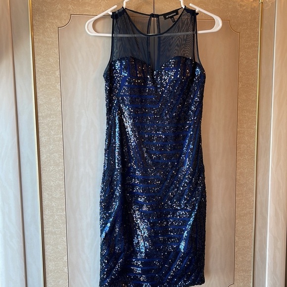 Blue Sequins Mesh Dress - Picture 3 of 11
